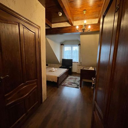 Hotel Tyrol I Restauracja Zycie Gruzji Osielsko Exteriér fotografie