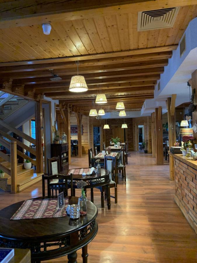 Hotel Tyrol I Restauracja Zycie Gruzji Osielsko Exteriér fotografie